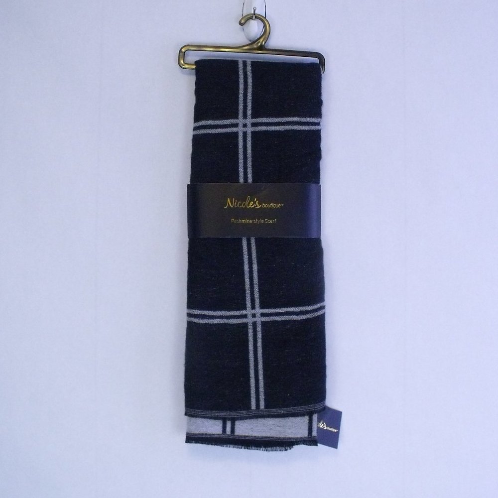 Nicoles Boutique Black/Gray Plaid Pashmina Style Scarf